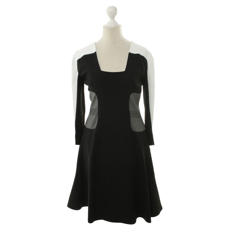 Aquilano Rimondi Dress in black and white