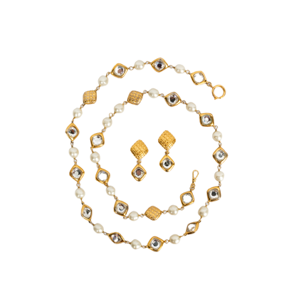 Chanel Jewellery Set in Gold