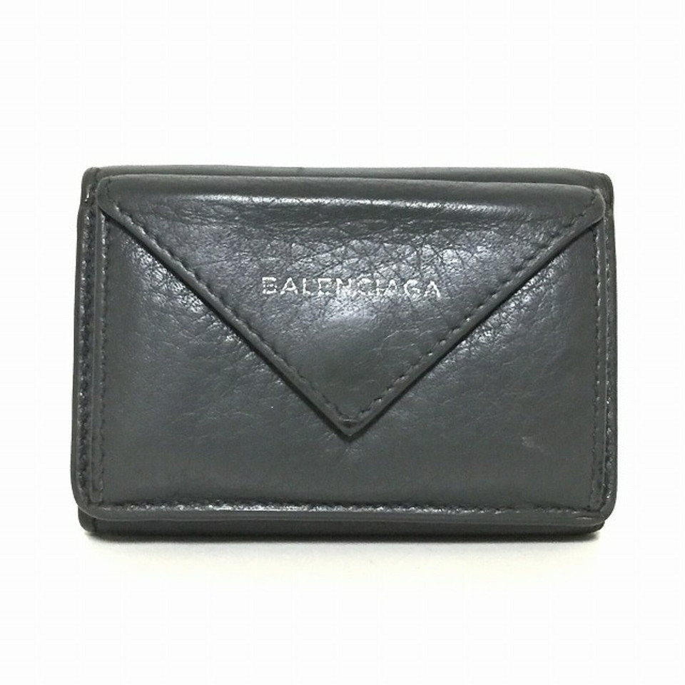 Balenciaga Täschchen/Portemonnaie aus Leder in Grau