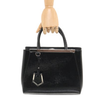 Fendi 2jours Mini aus Lackleder in Schwarz