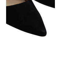 Manolo Blahnik Pumps/Peeptoes en Daim en Noir