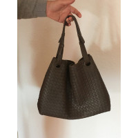 Bottega Veneta Handtasche aus Leder in Taupe