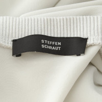 Steffen Schraut top in light gray