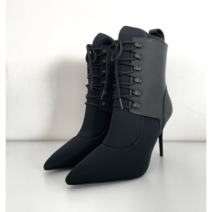 Alexander Wang Pour H&M Ankle boots Canvas in Black