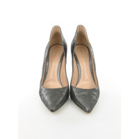 Gianvito Rossi Pumps/Peeptoes in Grau