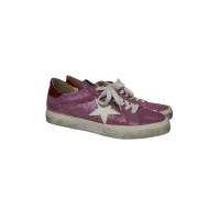 Golden Goose Superstar Leather in Pink