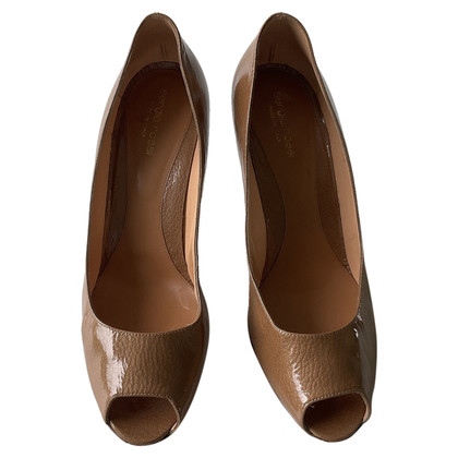 Sergio Rossi Pumps/Peeptoes Patent leather in Ochre
