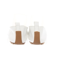 Pollini Chaussons/Ballerines en Cuir en Blanc