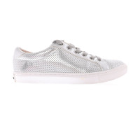 Juicy Couture Sneakers aus Leder in Silbern