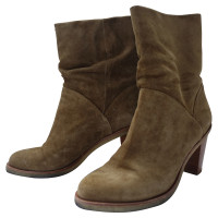 Robert Clergerie Suede Ankle Boots in khaki 