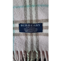 Burberry Schal/Tuch aus Wolle in Nude