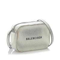 Balenciaga Everyday Camera Bag XS in Pelle in Argenteo