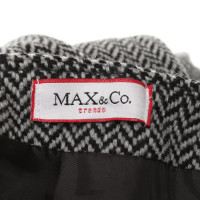 Max & Co skirt herringbone pattern
