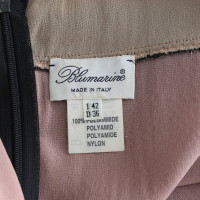 Blumarine Kanten jurk in zwart / roze