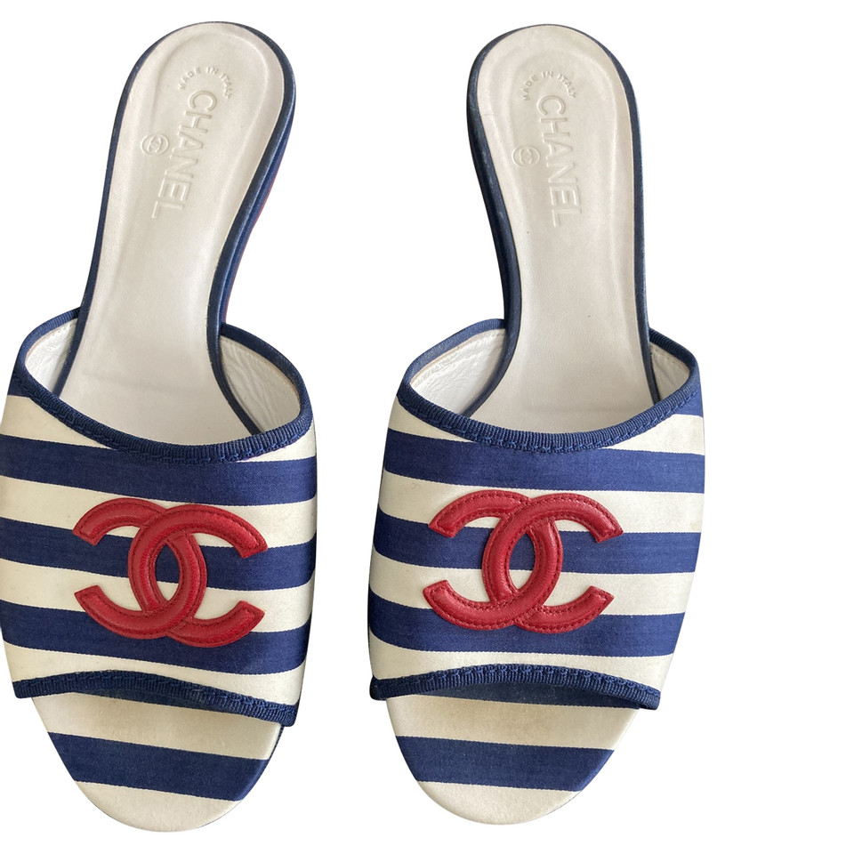 Chanel Sandals Canvas in Blue