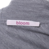 Bloom Sweater in grey