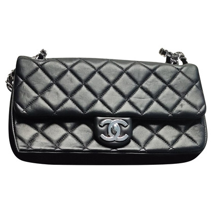 Chanel Flap Bag in Black