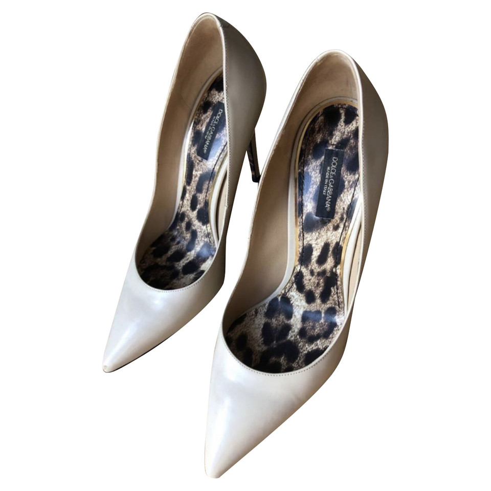 Dolce & Gabbana Chaussures compensées en Cuir en Beige