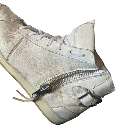 Burberry Chaussures de sport en Cuir en Blanc