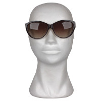 Alexander McQueen  Des lunettes de soleil