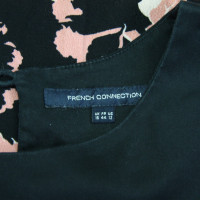 French Connection Schwarzes Kleid mit Muster