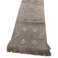 Louis Vuitton Scarf/Shawl in Beige