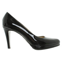 Russell & Bromley Pumps/Peeptoes Patent leather in Black