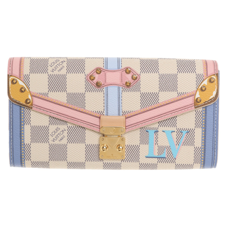 Louis Vuitton "Wow 2018 Limited Edition Trunk Sarah"