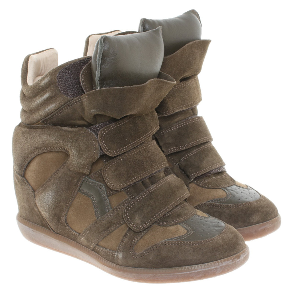 Isabel Marant Sneakers aus Wildleder in Khaki