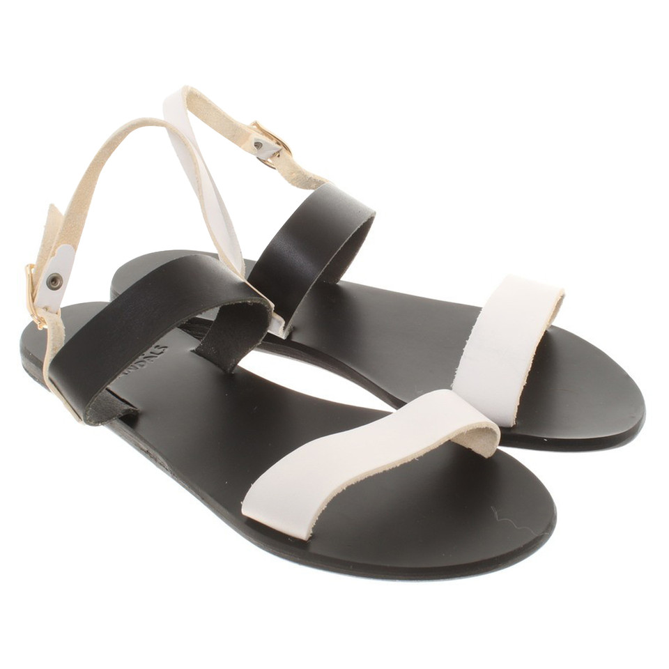 Ancient Greek Sandals Sandales en noir et blanc