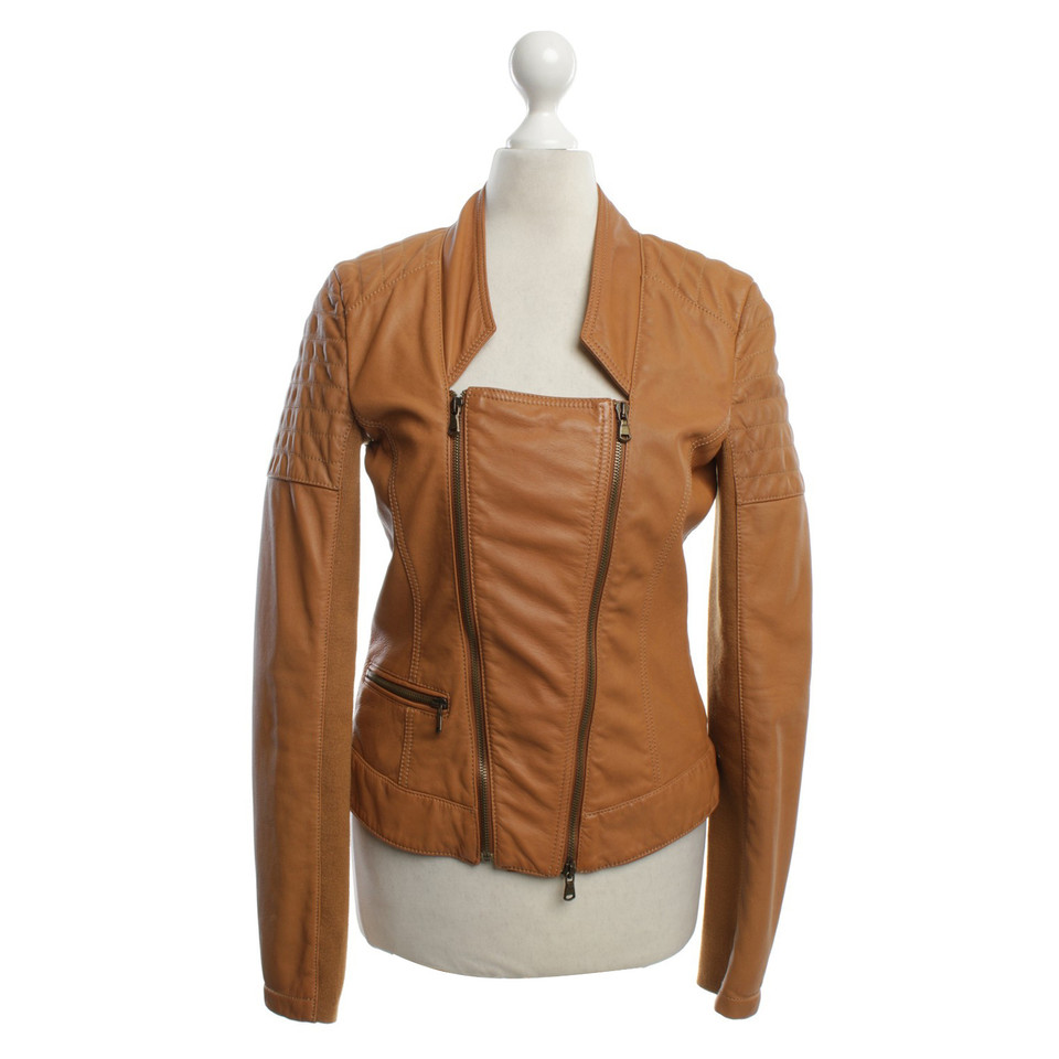Pinko Leather jacket in brown