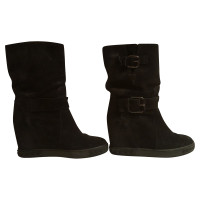 Casadei Schwarze Wildleder-Stiefeletten 