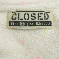 Closed 3/4-sleeve sweater