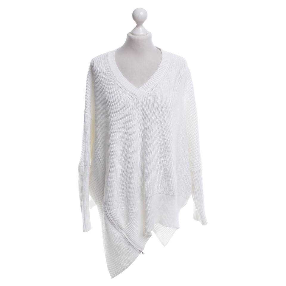 Stefanel Oversized sweater in white