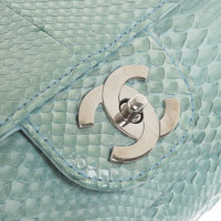 Chanel Classic Flap Bag Jumbo in Pelle in Turchese