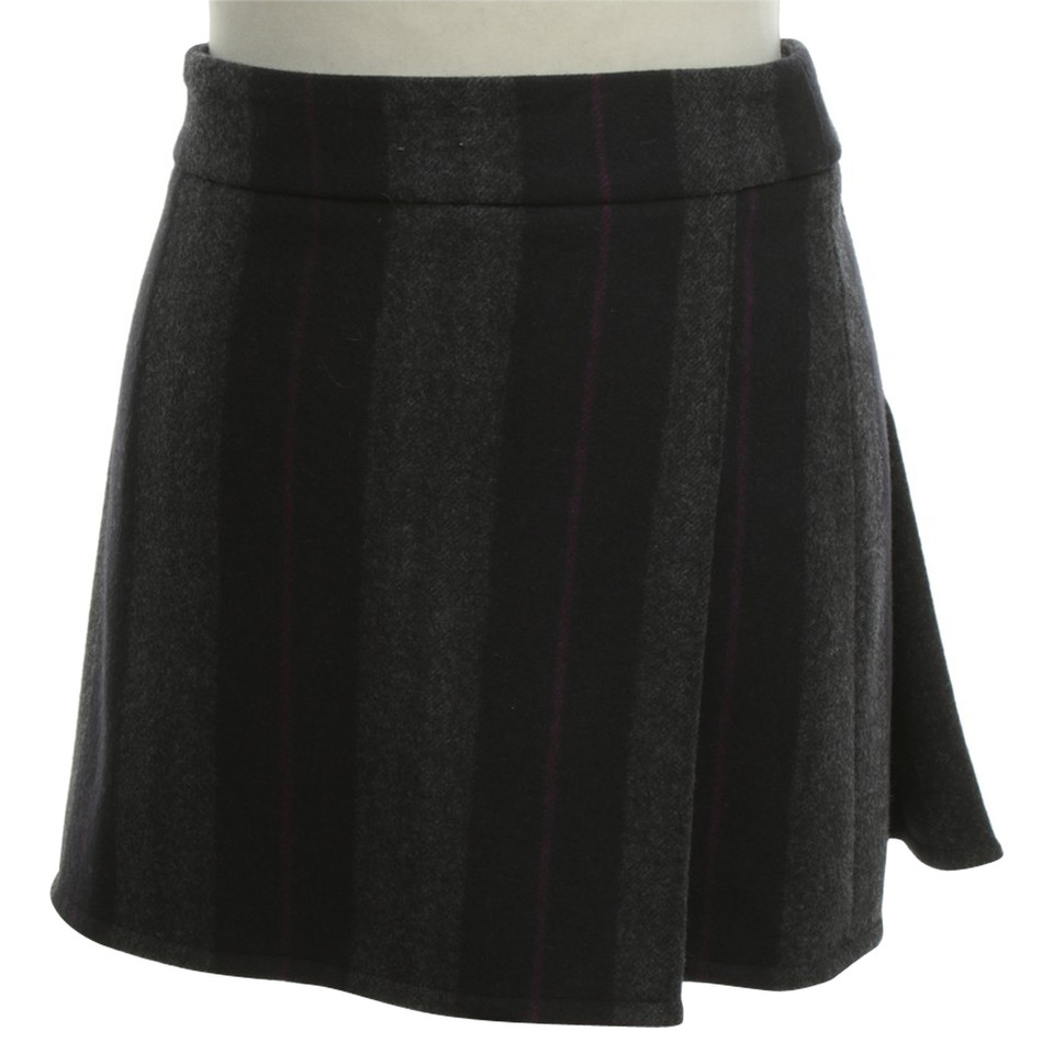 Burberry skirt with stripe pattern