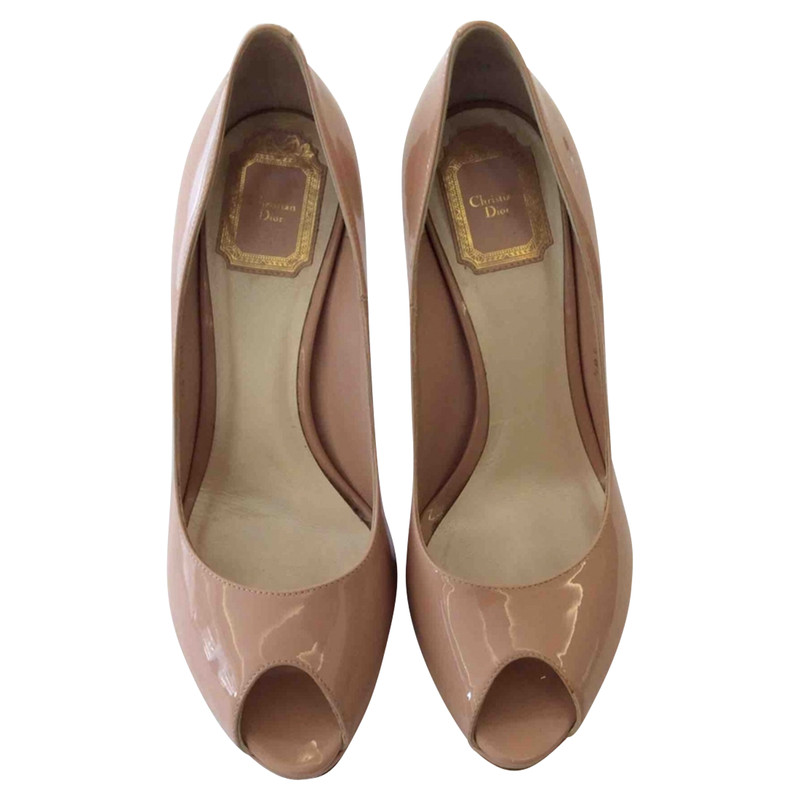 patent leather nude shoes
