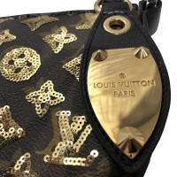 Louis Vuitton Pochette Mini aus Leder