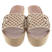 Tory Burch Sandals Leather in Gold