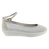 Hogan Ballerina's in Gray