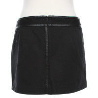 Reiss skirt in black