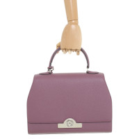 Moynat Handtasche aus Leder in Violett