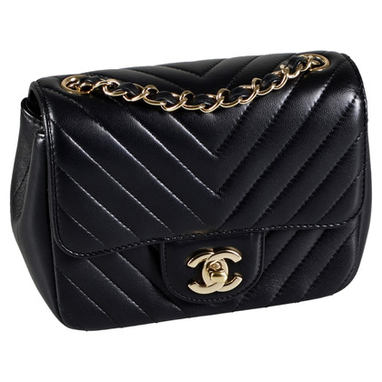 Chanel Classic Flap Bag Mini Square Leather in Black
