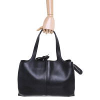 Céline Tri Fold Shoulder Bag aus Leder in Schwarz