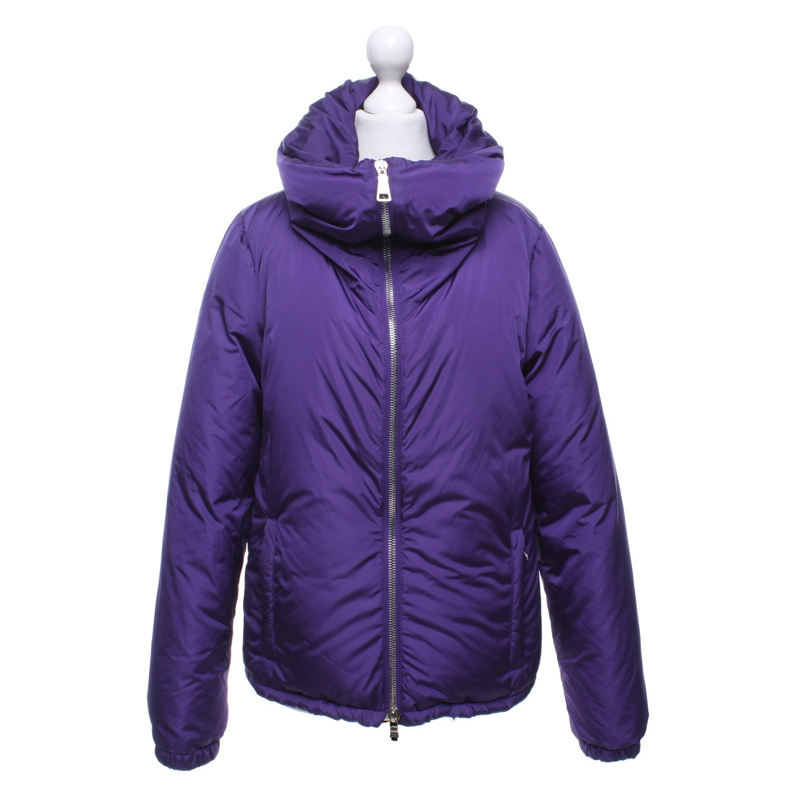 Prada Down jacket in purple - Second Hand Prada Down jacket in purple buy  used for 150€ (2993429)