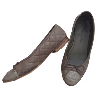 Chanel Slippers/Ballerinas Leather in Brown