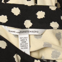 Diane Von Furstenberg zijden jurk met punten-patroon
