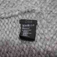 Cos Scarf/Shawl in Grey