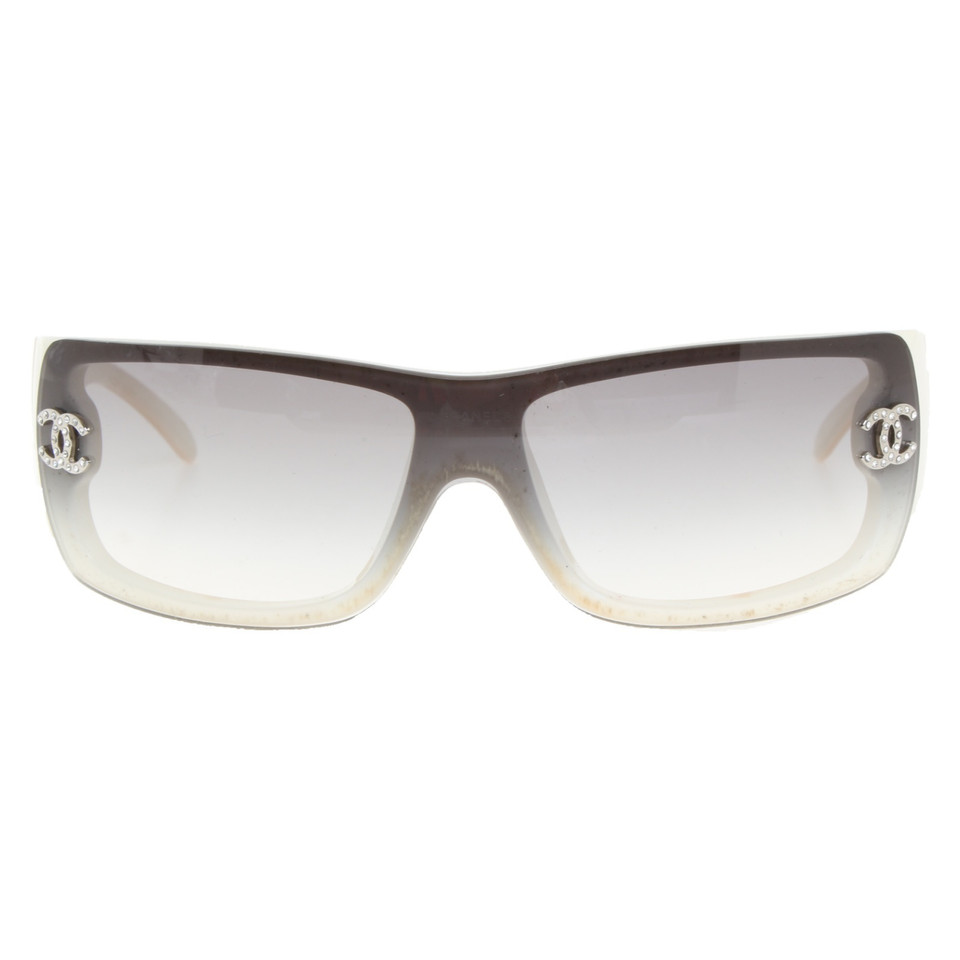 Chanel Sonnenbrille mit Applikation