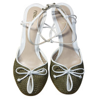 Fendi Sandals Leather in Olive